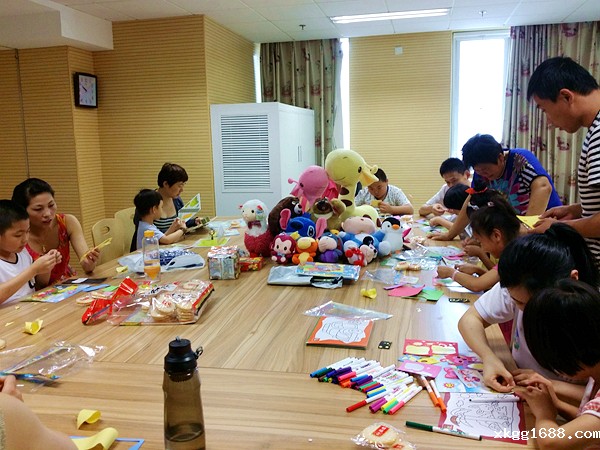 1450422193830943.jpg 2015-6月29日癫痫患儿家长关爱2_副本.jpg