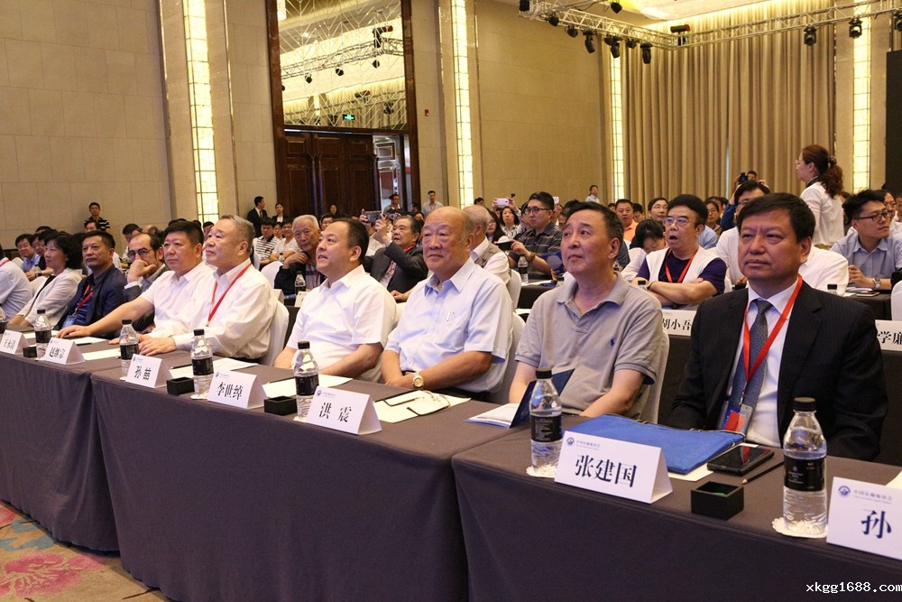 1542354591122158.jpg 08.jpg